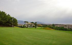 Fantastico apartamento rodeado con campos de golf